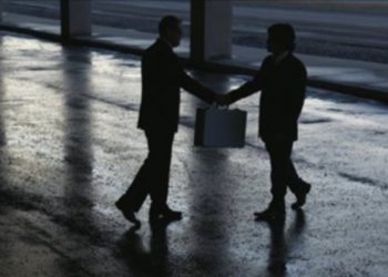 Kush është “Çelësi”?! Eksperti tregon për spiunin shqiptar: Një zyrtar i lartë i shtetit, lëviz lirshëm dhe fëmijët i shkollon jashtë vendit!