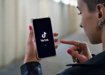 Puna që ju duhet, fitoni 100 dollarë në orë për të parë video në Tik Tok