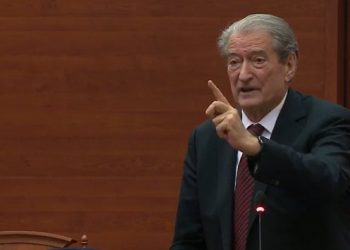 Pas 32 vitesh në Kuvend Berisha ka një propozim: Të vendosen gjoba në parlament për deputetët që gënjejnë