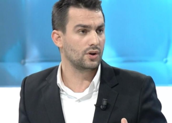 Makina e djegur, reagon Adriatik Lapaj: Jam top! Ju dua!