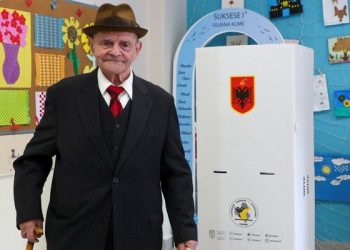 “Nuk jemi naivë”, gazeta greke: Athina nuk do ndihmojë një Tiranë që nuk ndihmon veten!