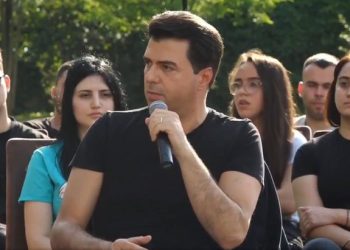 Lulzim Basha nis “Foltoren” e tij: Ja pse u tërhoqa për gati një vit nga politika