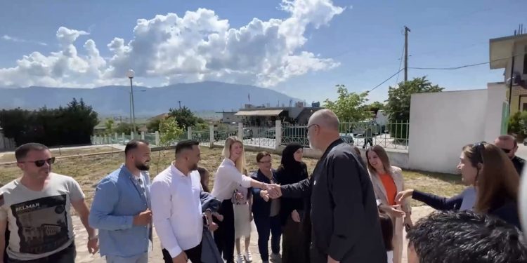 Rama në Lazarat, vizitë te qendra e bimëve medicinale