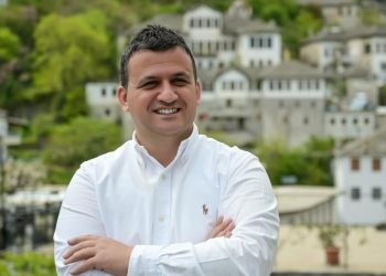 Flamur Golemi: 30 ditë me zemrën plot nga Gjirokastra ime