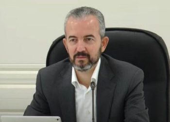 Zhbllokohet procesi i votimit, KQZ urdhëron vijimin e procesit manualisht