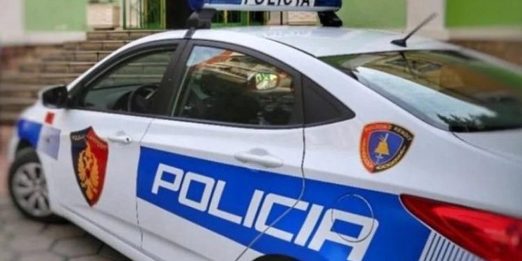 Fotografuan votën, ndiqen penalisht dy persona në Sarandë