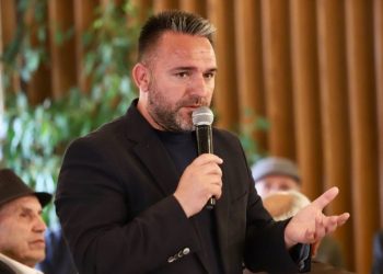 Kandidati i PS në Sarandë: Jam gjysmë nga Tepelena e gjysmë minoritar, kjo është pika ime më e fortë