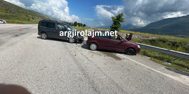 Aksident në Dropull, 3 të plagosur në spitalin e Gjirokastrës (FOTO)