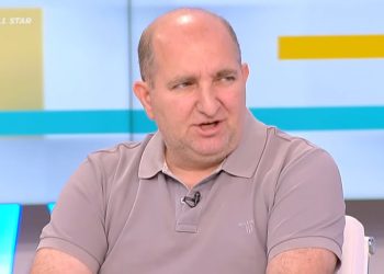 Vëllai i Belerit: S’na lenë të drejtojmë Himarën sepse kanë frikë mos i pengojmë për resortet që duan të bëjnë