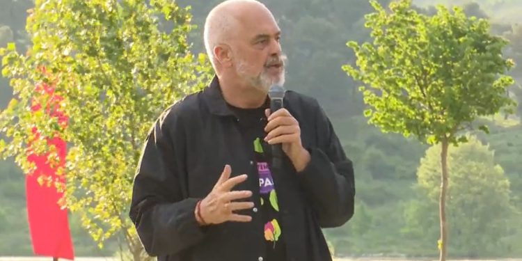 Rama tallet me kandidatin e PD në Libohovë: Ka dalë njëri që thotë më jepni votën t’ju varros falas