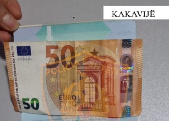 50 euro brenda pasaportës, i riu tenton të korruptojë policin në Kakavijë, përfundon nën akuzë