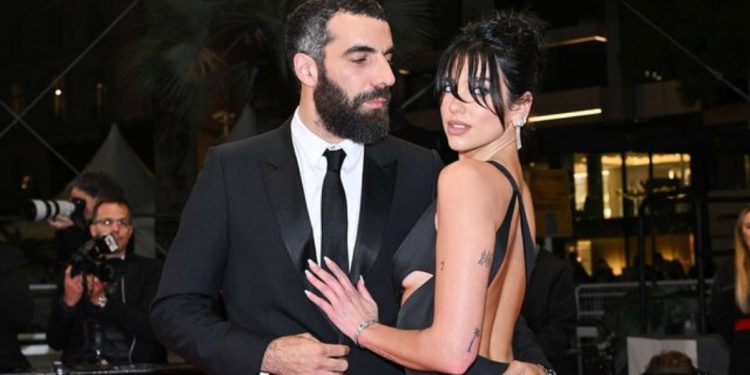 Më parë ishte lidhur me Rita Orën, kush është i dashuri i ri francezo-grek i Dua Lipës (FOTO)