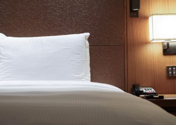 Turizmi, hotelet shqiptare fitojnë më shumë se restorantet