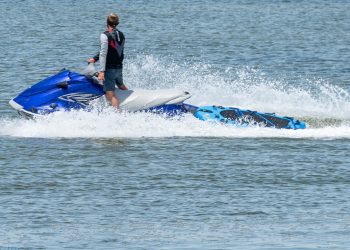 Kontrolle për jetski nga Shëngjini në Ksamil, bllokohen 4 mjete