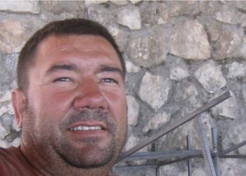 “Jerusalemi ynë” – Gazetari himarjot tregon si e sheh elita greke Himarën: Për të mirën e Shqipërisë dhe të Greqisë, Beleri duhet të lirohet