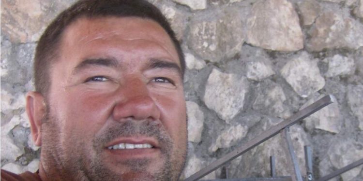 “Jerusalemi ynë” – Gazetari himarjot tregon si e sheh elita greke Himarën: Për të mirën e Shqipërisë dhe të Greqisë, Beleri duhet të lirohet