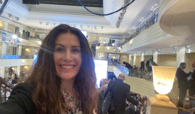 Luftë e ftohtë në “Pallatin e Ëndrrave”! Kush e sulmon Vlora Hysenin kreun e SHISH