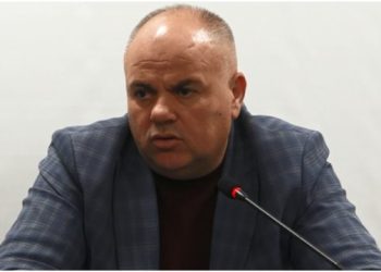 Videoskandali, Safet Gjici jep dorëheqjen: Rashë në kurth! Me vajzën kam një marrëdhënie intime