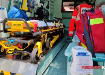 E rëndë/ Dy vëllezër shqiptarë sulmohen me thikë në Itali, transportohen me helikopter për në spital