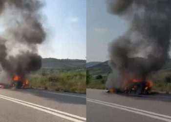 Mallakastër, makina merr flakë në ecje