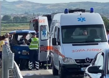 Aksident në Bypass-in e Fierit, dy të plagosur