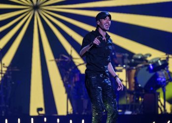 “Çmenduri” / Koncerti i Enrique Iglesias, biletat arrijnë deri në 2 mijë euro/paketa