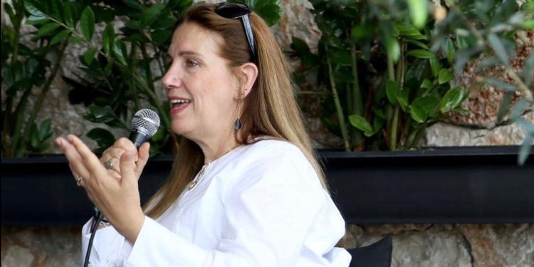 Kumbaro: Do të nisim me dezinsektimin e bregdetit nga mushkonjat