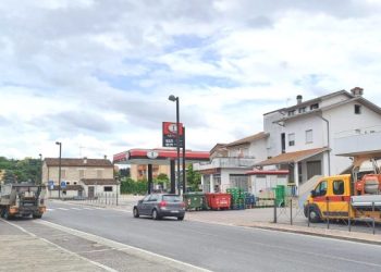 E rëndë në Itali, shqiptari qëllon me thikë marokenin