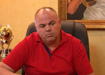 Video që e “fundosi”, kush e filmoi Safet Gjicin në zyrë?!