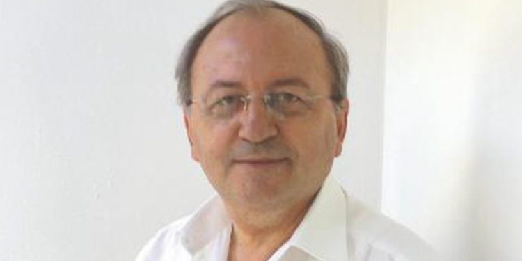 Qentë e “pasterilizuar” në Kukës dhe “varrimi me hoxhë” në Mallakastër!