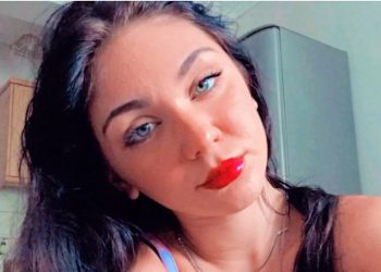 Hëngri “hot dog” në fast food, ndërron jetë 16-vjeçarja në Greqi