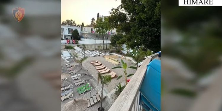 Zaptimi i plazheve, sekuestrohen çadra e shezlonge në Dhërmi