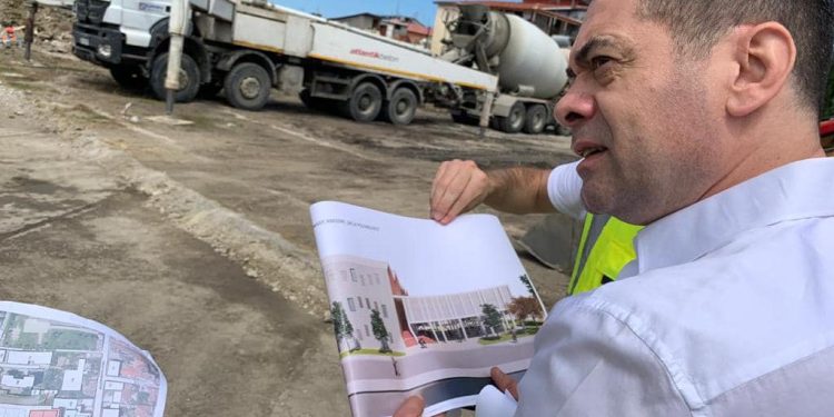 Arben Ahmetaj: Iu kërkoj falje vajzave, nënës, bashkëjetueses, ish-gruas e motrave të mia