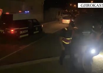 500 euro për person, dy operacione në Gjirokastër kundër trafikut të klandestinëve