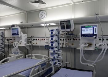 U nxor pa ndjenja në breg të detit në Greqi, 12-vjeçari shqiptar ende në gjendje të rëndë, mjekët: I ka vdekur truri