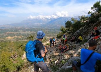 Jo të gjithë duan detin, 2 milionë turistë kanë ardhur në Shqipëri për malet!