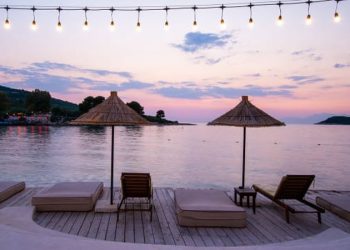 Turizmi vijon “marshimin” – Jugu udhëheq rritjen. Gjermanët dhe italianët, më shumë në numër se turistët nga Kosova