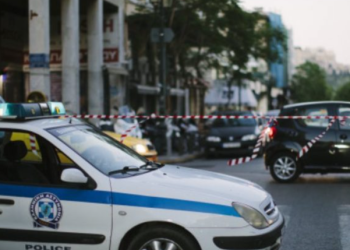 U kapën ‘mat’ duke fshehur kokainë në një shtyllë tensioni, pranga shqiptarit dhe grekut