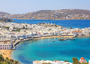 Ishin makthi për bosët e vilave në Mykonos, arrestohen 4 “skifterët” shqiptarë