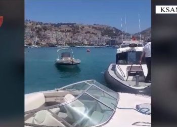 Ishin kthyer në rrezik për pushuesit, bllokohen nga policia 9 mjete lundruese nga Sarandë në Durrës. Gjobiten drejtuesit