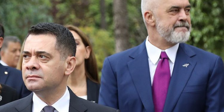 Rama: Arben Ahmetaj ishte një nga bashkëpunëtorët e mi më të ngushtë, por kush punon edhe për shtetin, edhe për xhepin, s’kam çfarë t’i bëj