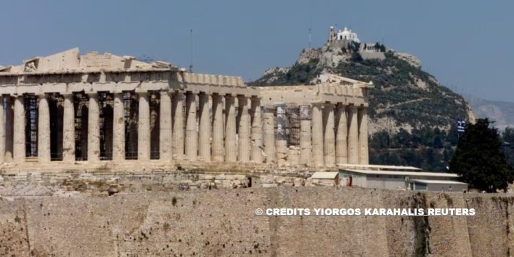 Temperaturat ekstreme, Greqia mbyll Akropolin