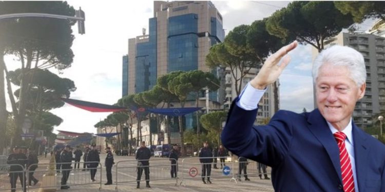 bill clinton tirana albania, vizita, shqiperi