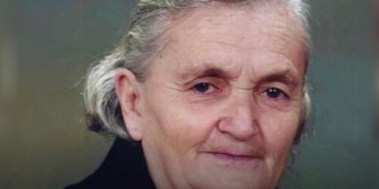 Ish-kryetari i Bashkisë Sarandë jep lajmin e hidhur për familjen e tij: U prehsh në paqe nëna ime e helmuar që ke bërë gjithçka për ne