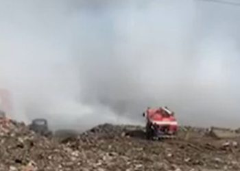 Vijon zjarri në fushën e plehrave në Vlorë