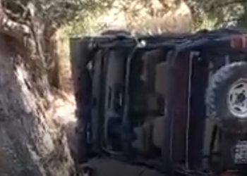 Aksident i rëndë në Sarandë, përmbyset makina me turistë, ndërron jetë shoferi