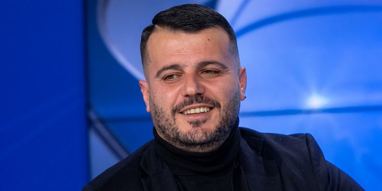 Euron po e vret qeveria