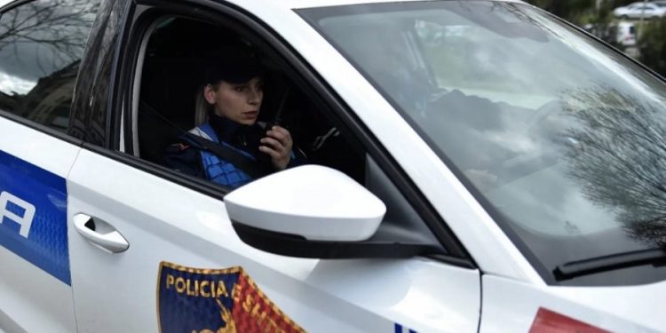 Gjirokastër, të moshuarit i futen hajdutët në shtëpi dhe i marrin paratë