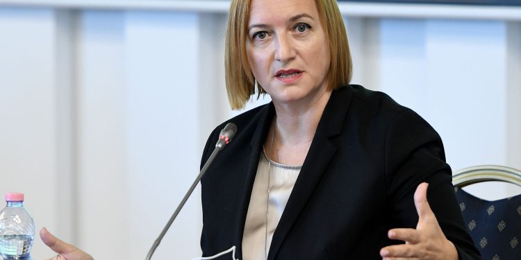 Ish-ministrja e Financave paraqitet në SPAK