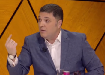 Deputeti i PD: Shqipëria është perballë një shantazhi nacionalist të mbuluar me retorikë europiane